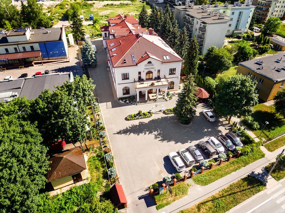 Dworek Vesaria Aparthotel Lublin Exteriör bild